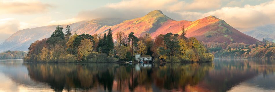 Lake District landscape photography featuring Catbells and Derwent Island during a beautiful autumnal morning.